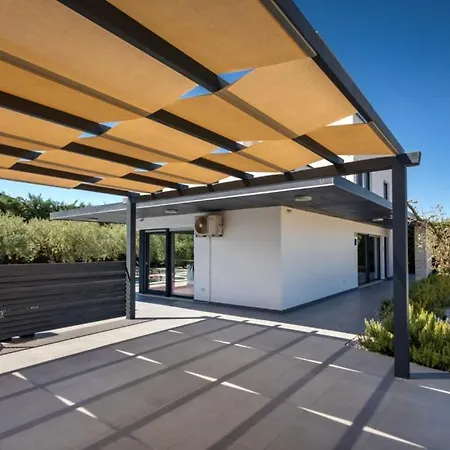 Modern Zara With Pool In Visnjan Villa *